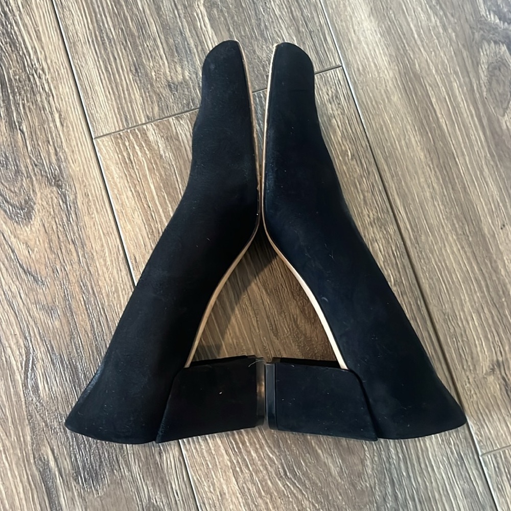 Authentic Stuart Weitzman Heels. - image 2